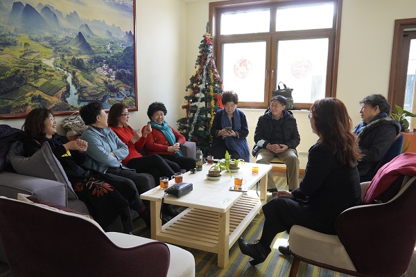 孙爱玲（原山东省卫健委厅级干部）一行莅临格林堡参观考察