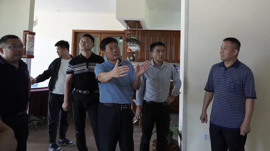 枣庄市高新区管委会党委委员郑君民一行莅临格林堡考察调研