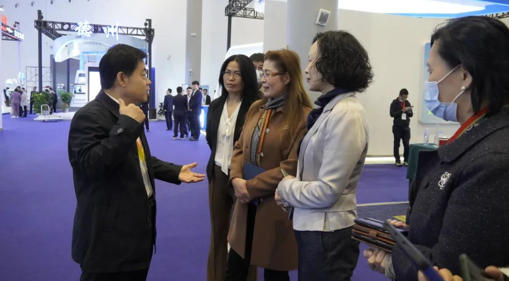 第六届山东省绿博会，格林堡超低能耗绿色展位格外亮眼！